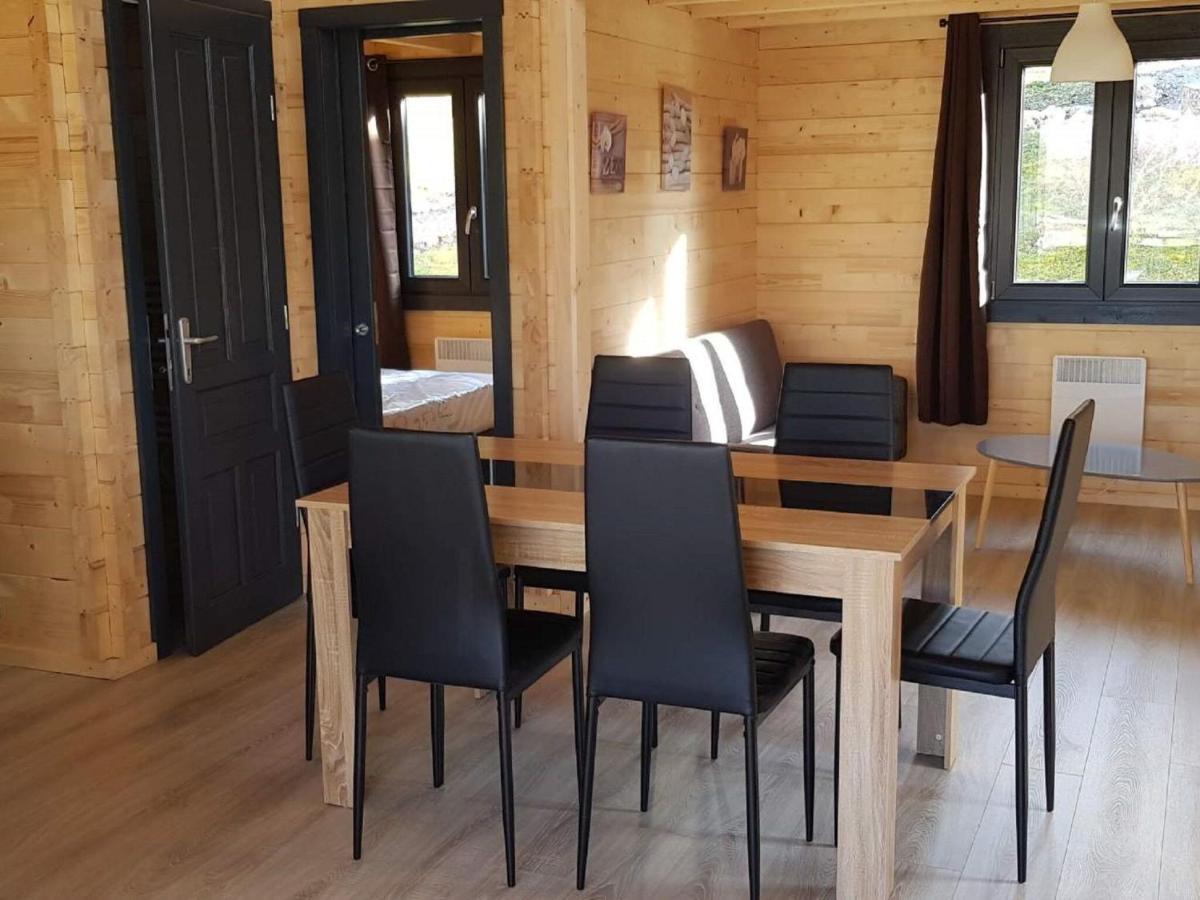 Holiday Home in Saint Laurent en Grandvaux on a Slope Extérieur photo