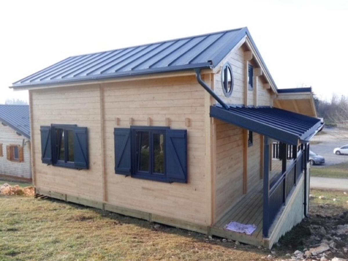 Holiday Home in Saint Laurent en Grandvaux on a Slope Extérieur photo