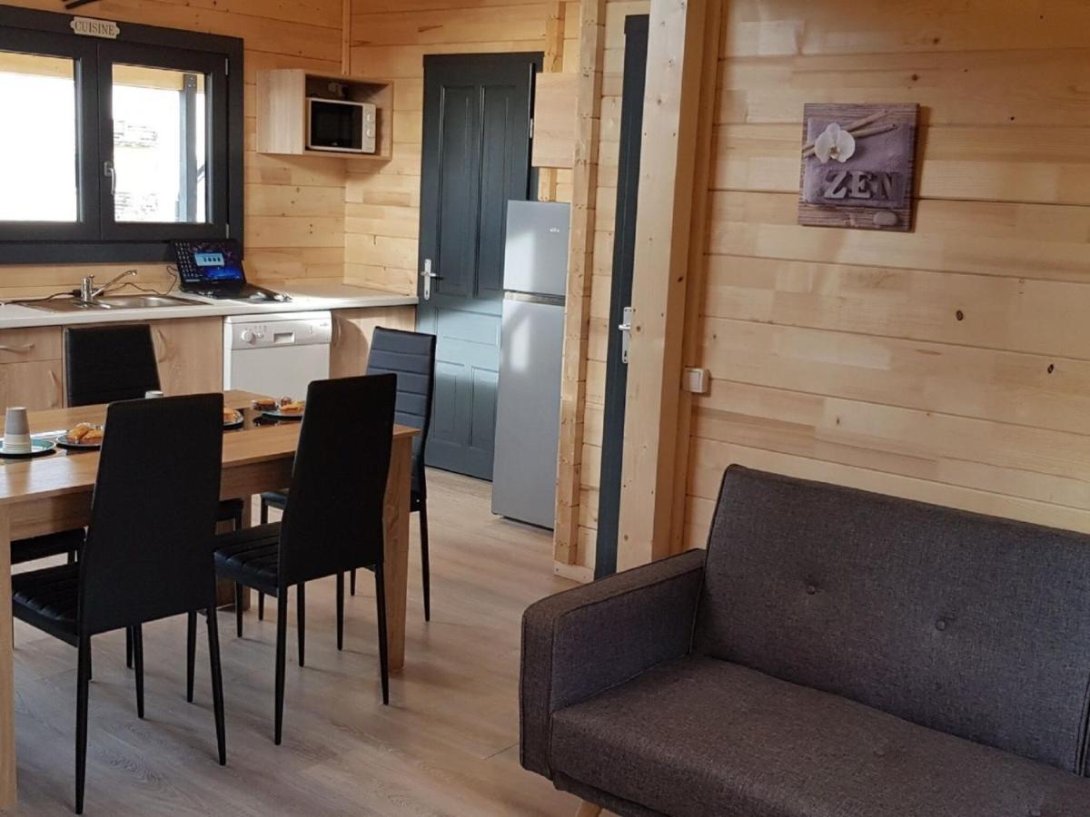 Holiday Home in Saint Laurent en Grandvaux on a Slope Extérieur photo